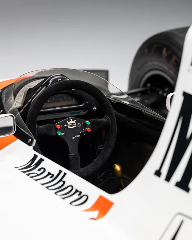 McLaren MP4/6 campaign design, 14.jpg